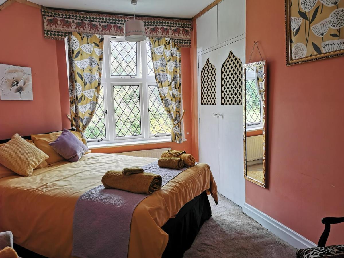 Peaceful Retreat Hideaway Surrey Apartment Esher Luaran gambar